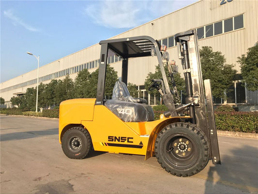 1T - 5T फोर्कलिफ्ट लिफ्ट ट्रक जापान इसुजु डीजल इंजन फोर्कलिफ्ट