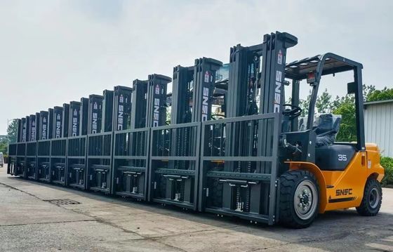 6600LBS 7700LBS डीजल फोर्कलिफ्ट निर्माता 3500 किलो डीजल चालित फोर्कलिफ्ट