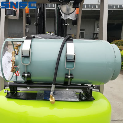निसान फोर्कलिफ्ट FL18 4000lbs कनाडा फोर्कलिफ्टर पेट्रोल संचालित